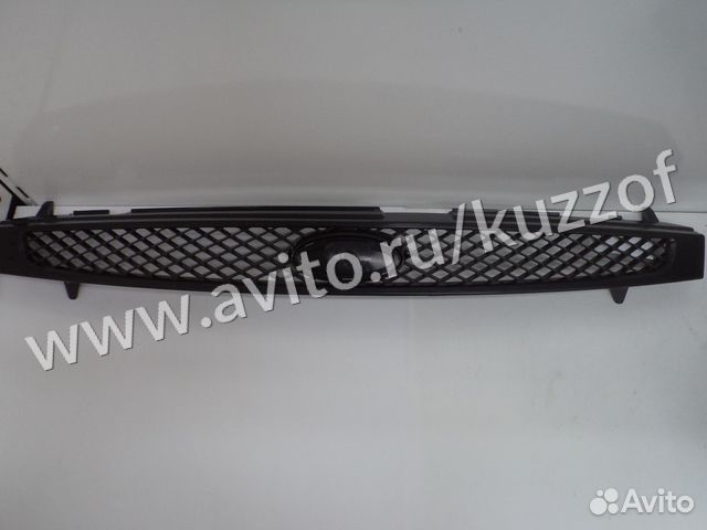 Решетка радиатора Ford Fiesta(Форд Фиеста) 2002