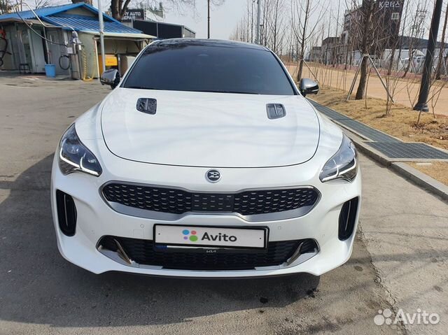 Kia Stinger 3.3 AT, 2022, 1 200 км