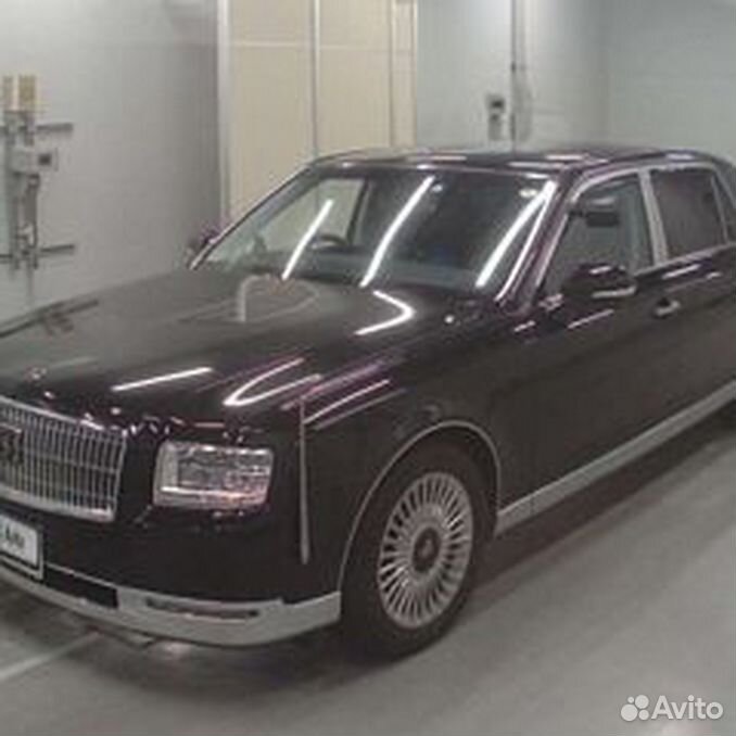 Toyota Century слоновая кость