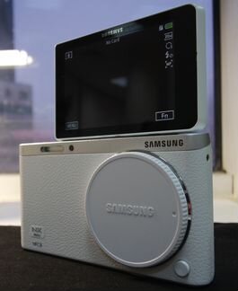 Samsung NX mini (Body)