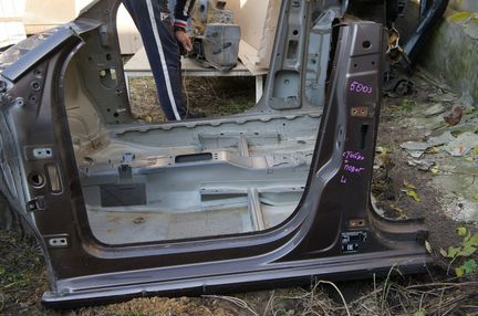 Стойка Кузова Средняя Volkswagen Polo левая правая