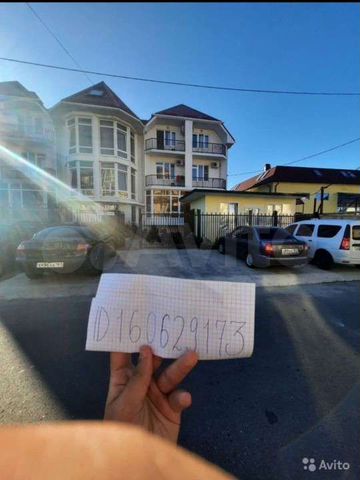 Дом 420 м² на участке 4 сот.