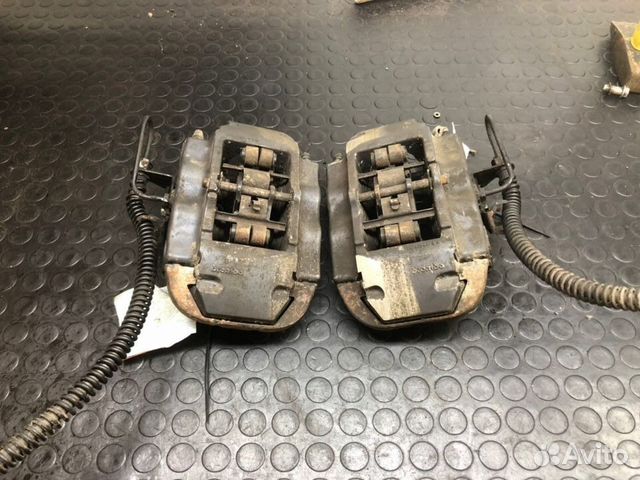 Суппорта задние Volkswagen Touareg 7L6