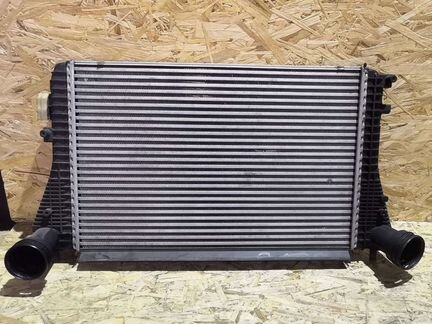 Интеркулер Volkswagen Passat B6/Tiguan