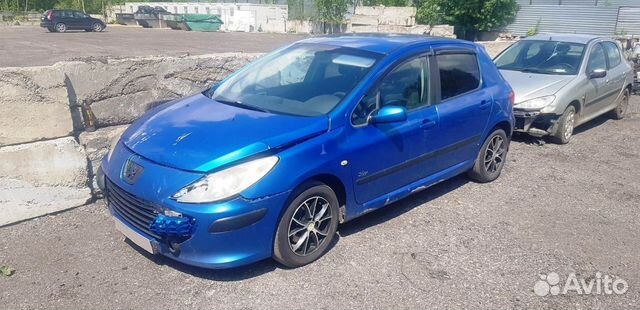 Разбор Peugeot 307