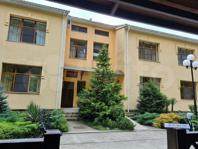 3-к. квартира, 97 м², 2/3 эт.