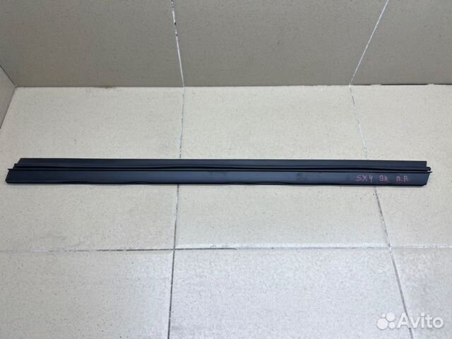 Накладка стекла переднего правого передняя правая