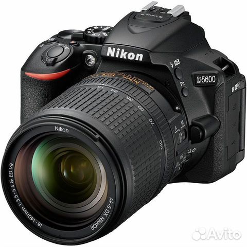 Nikon D5600 kit 18-140 новый