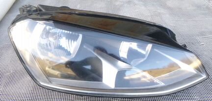 Фольксваген Гольф 7 фара передняя