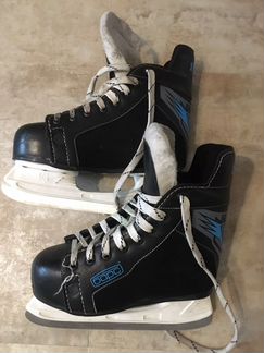 Коньки хоккейные