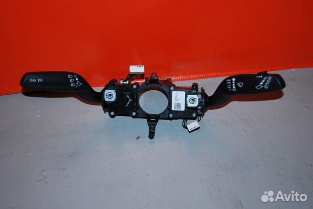 Переключатель подрулевой Audi Q3 8U