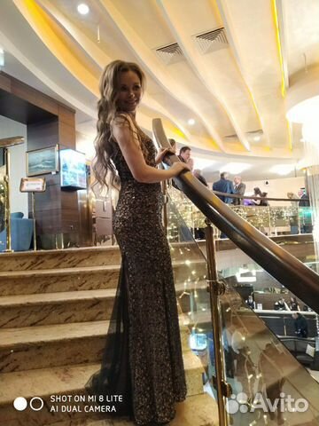 Вечернее платье