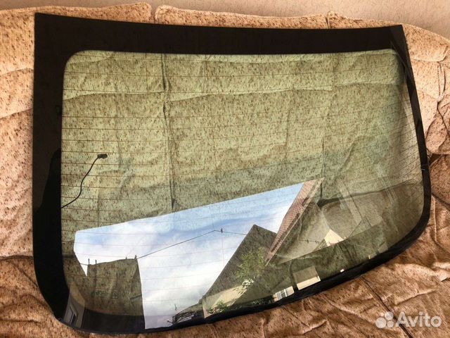 Стекла заднии BMW 5,f10-11 оригинал