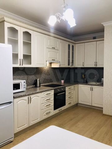 3-к. квартира, 70 м², 9/30 эт.