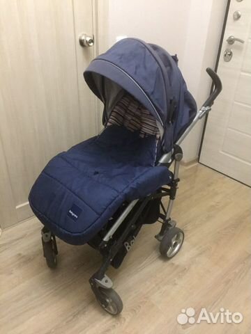 Продать детскую коляску