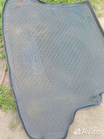 Коврик багажника Hyundai Solaris седан 2013