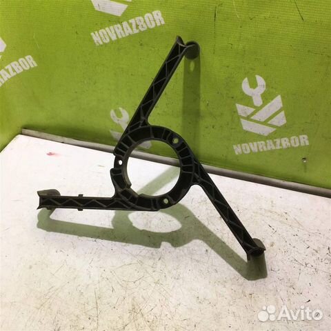 Кронштейн вентилятора радиатора Фольксваген Голь