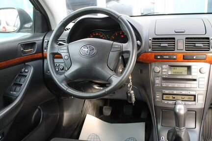 Toyota Avensis 1.8 МТ, 2007, 93 000 км