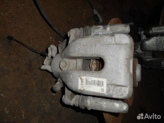 Суппорт задний левый pegeout 308 2007