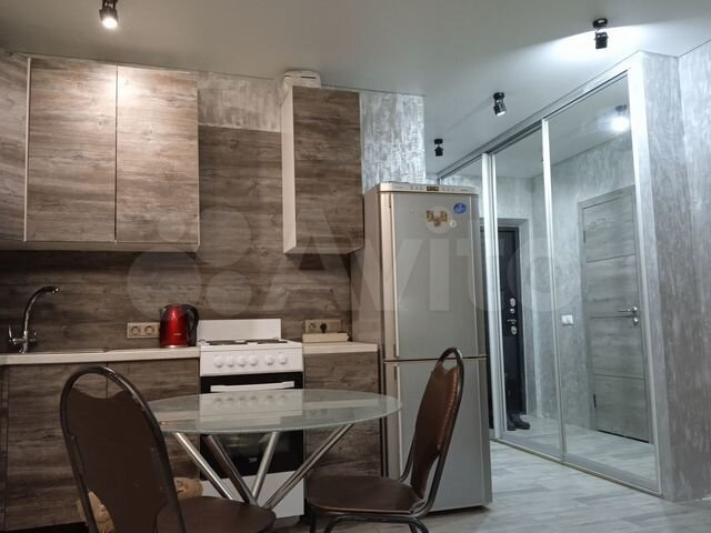 2-к. квартира, 55 м², 8/17 эт.