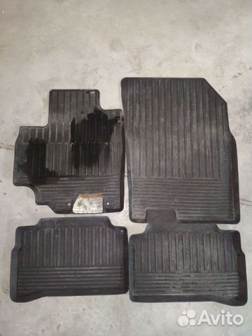 Suzuki Vitara оригинальные коврики резиновые