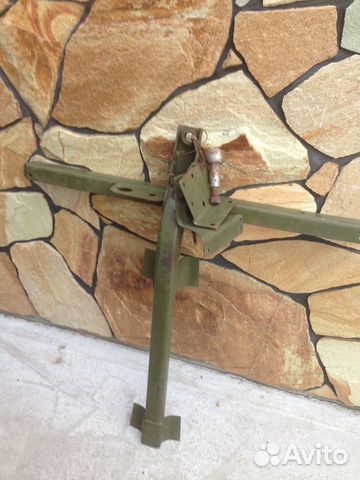 Прицепное устройство к автомоблю