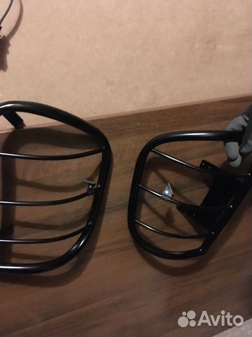 Накладки на задние фонари RAV4 новые