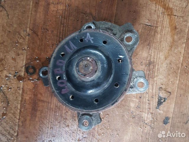 Водяной насос 1zr Toyota Corolla 1,6l 150 e15 помп