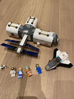 Lego City 60227 Лунная космическая станция