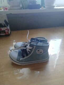 Продам кеды идеал.сост.Котофей Kotofey р.28 д/м