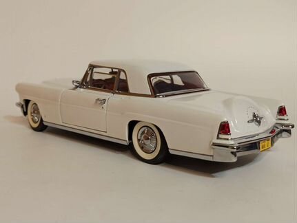 Lincoln Continental Mark II 1956 1:18