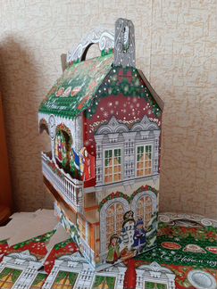 Подарочные коробки новые