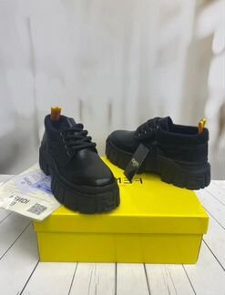 Ботинки Fendi