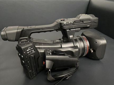Canon XF705