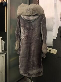 Шуба из овчины (мутон) с капюшоном, размер S