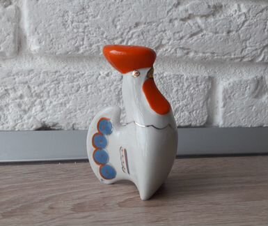 Фарфоровая перечница 