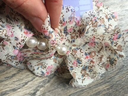 Резинки для волос (стразы, органза, цветы)