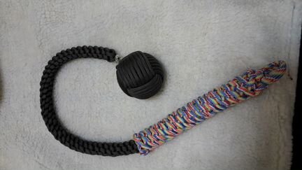 Паракорд-Брелок
