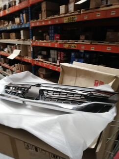 Решетка радиатора Mitsubishi Pajero Sport 7450A961