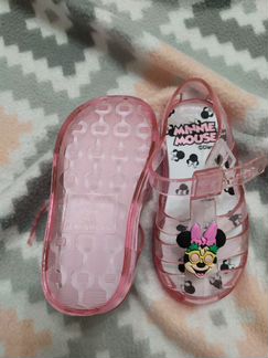 Обувь для бассейна