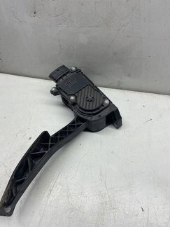 Электронный педаль газа Лада Приора