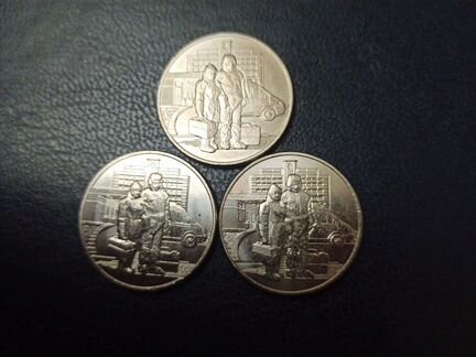 Памятная монета Медики Ковид 19