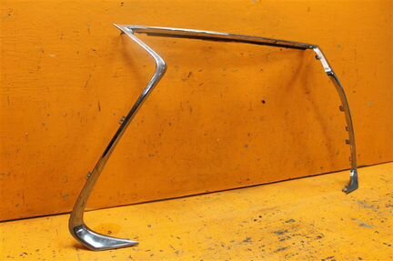 Накладка решетки радиатора Lexus Is 3 2016-Нв