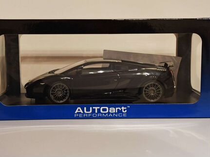 Lamborghini Gallardo Superlegerra 1:18 Autoart