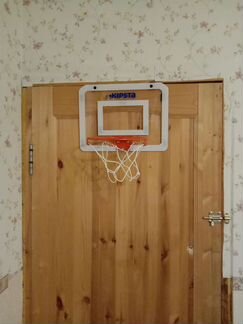 Баскетбольное кольцо с щитом