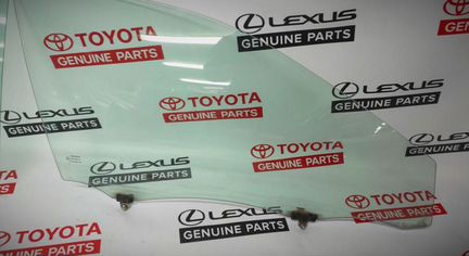 Стекло двери Toyota Camry правой передней