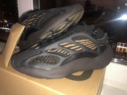 Yeezy Boost 700 Clay Brown 6.5US/38RU