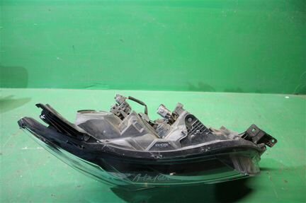 Фара правая Mitsubishi Pajero Sport 3 2015