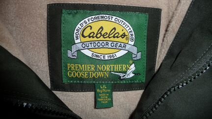 Новая куртка- пуховик Cabelas (из США)