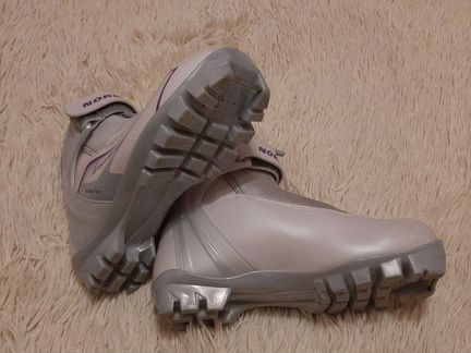 Лыжные ботинки детские 35